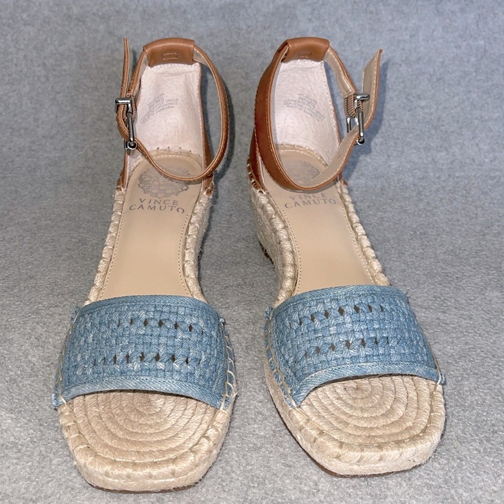 Vince Camuto Sandals